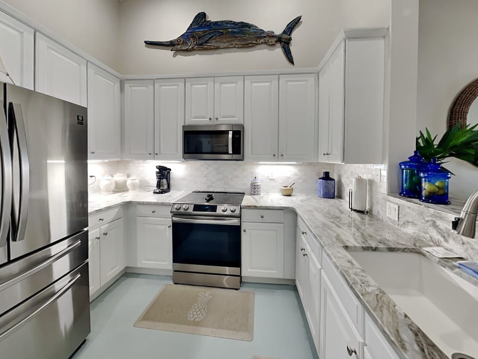 Fully Equipped Kitchen with Stainless Steel Appliances