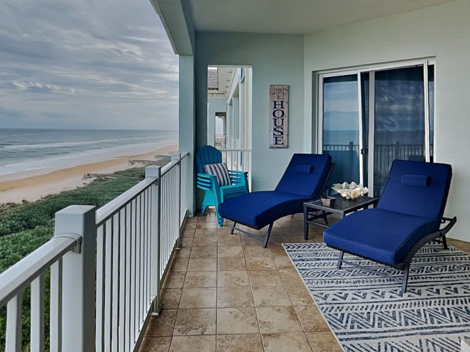 Balcony Lounge Seating with Ocean Views