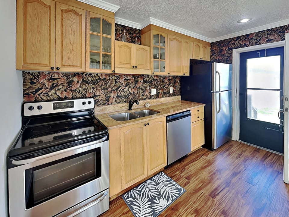 Kitchen - Fully equipped with everything you need