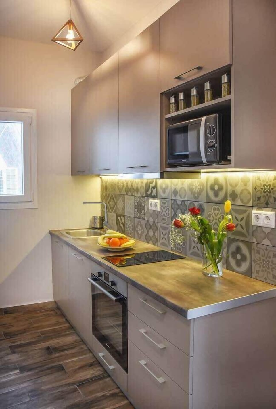Kitchen fully renovated and Equipped