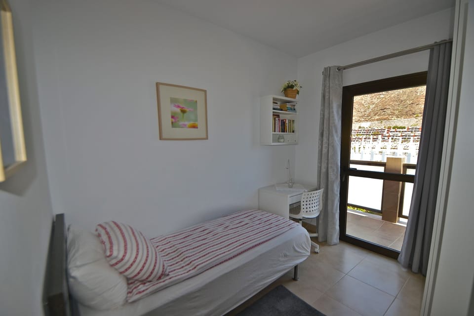 Second bedroom