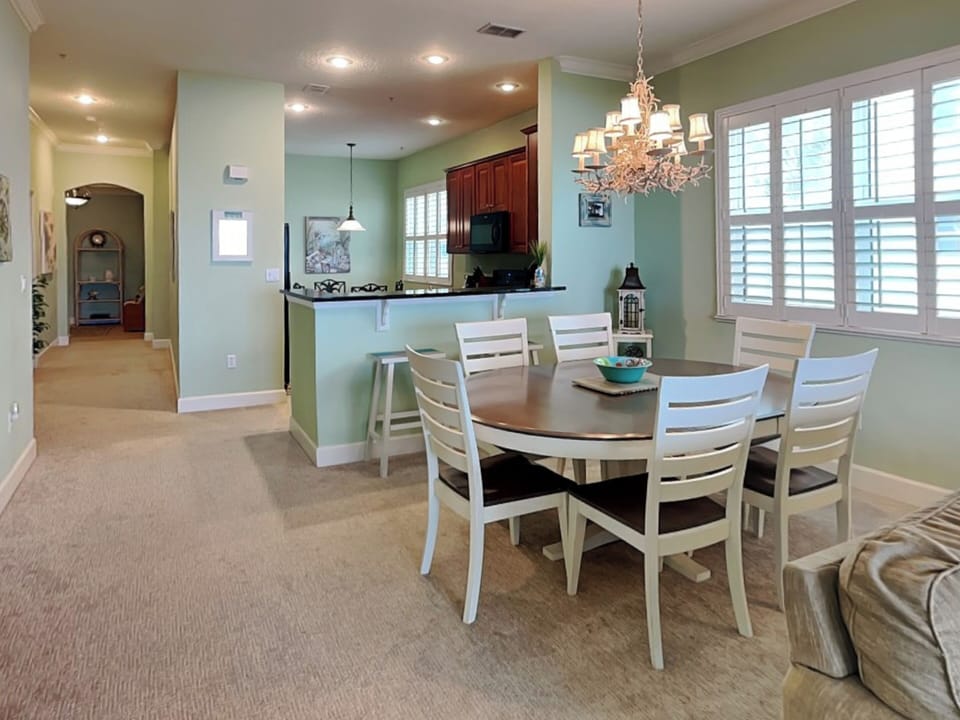 Dining Area with Seating for Six + Breakfast Bar with Seating for Two