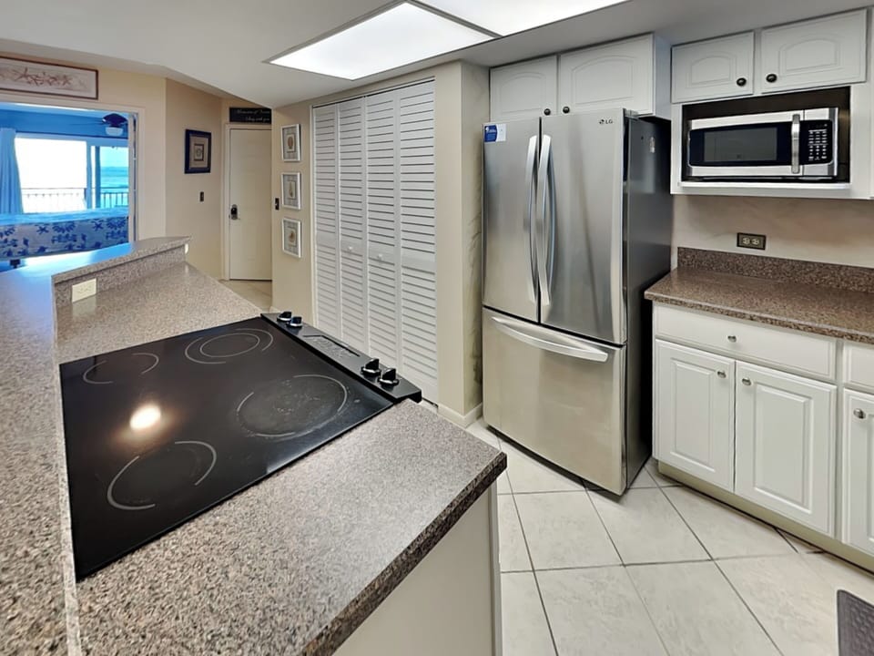 Fully Equipped Kitchen with Stainless Steel Appliances