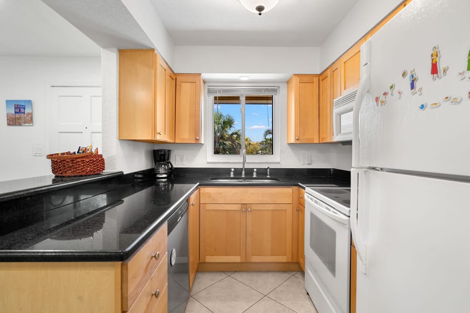 Fully Equipped Kitchen - Dishwasher
