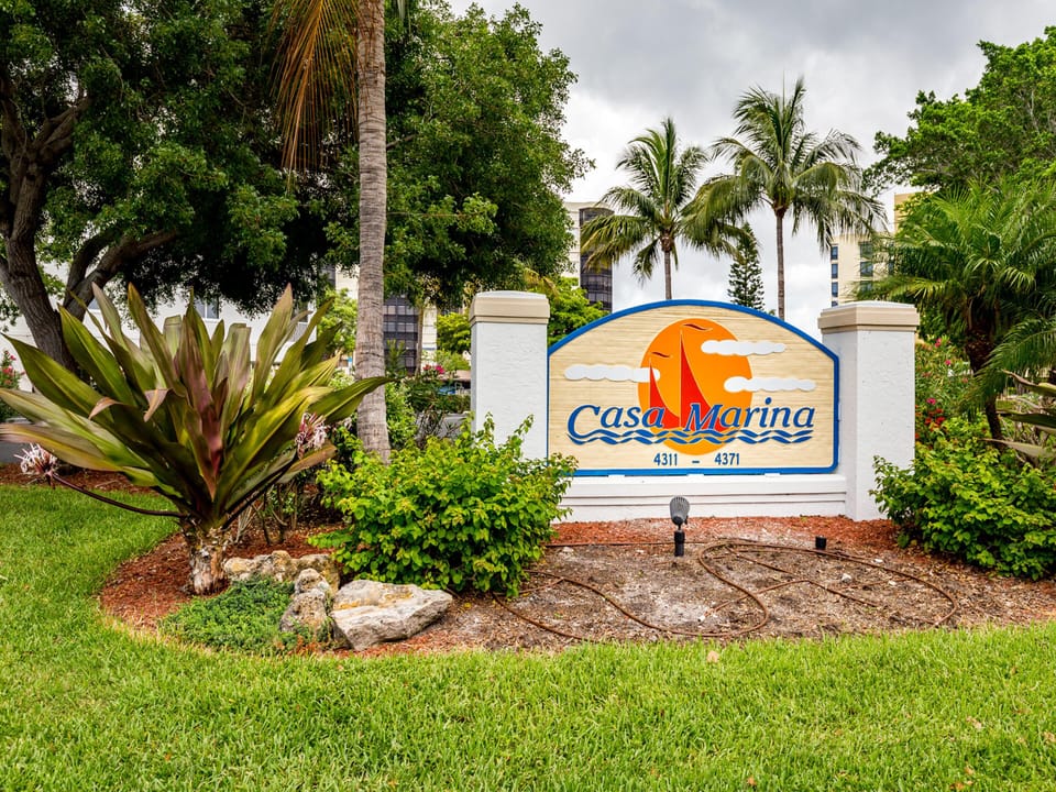 Welcome to Casa Marina in Fort Myers Beach!