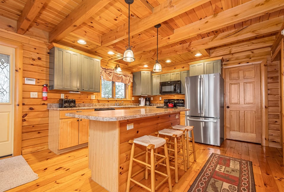 Full Kitchen