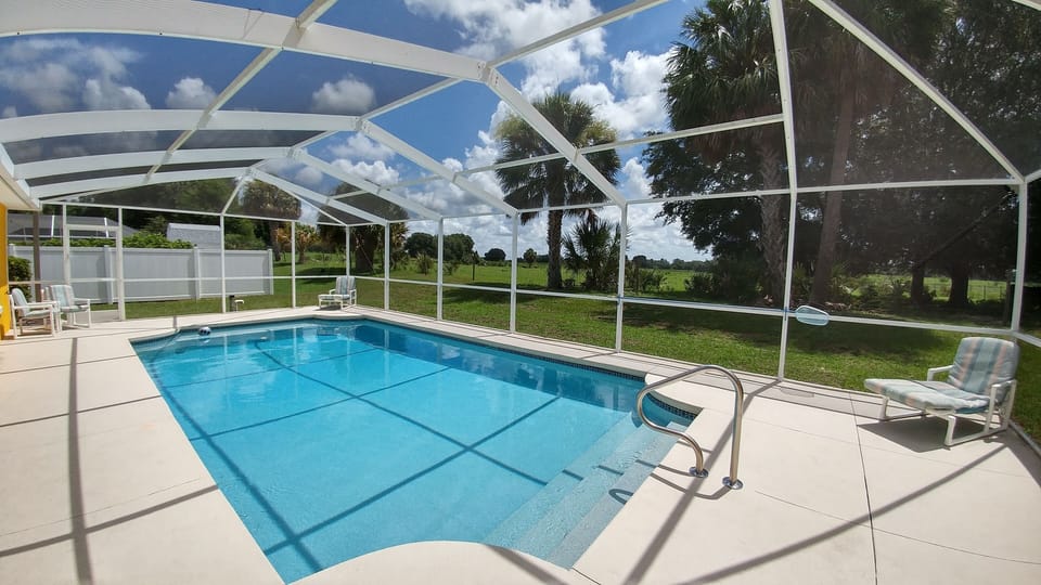 Pool, Water, Swimming Pool, Outdoors, Porch