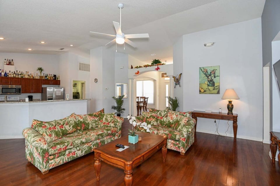 Furniture, Indoors, Living Room, Couch, Coffee Table