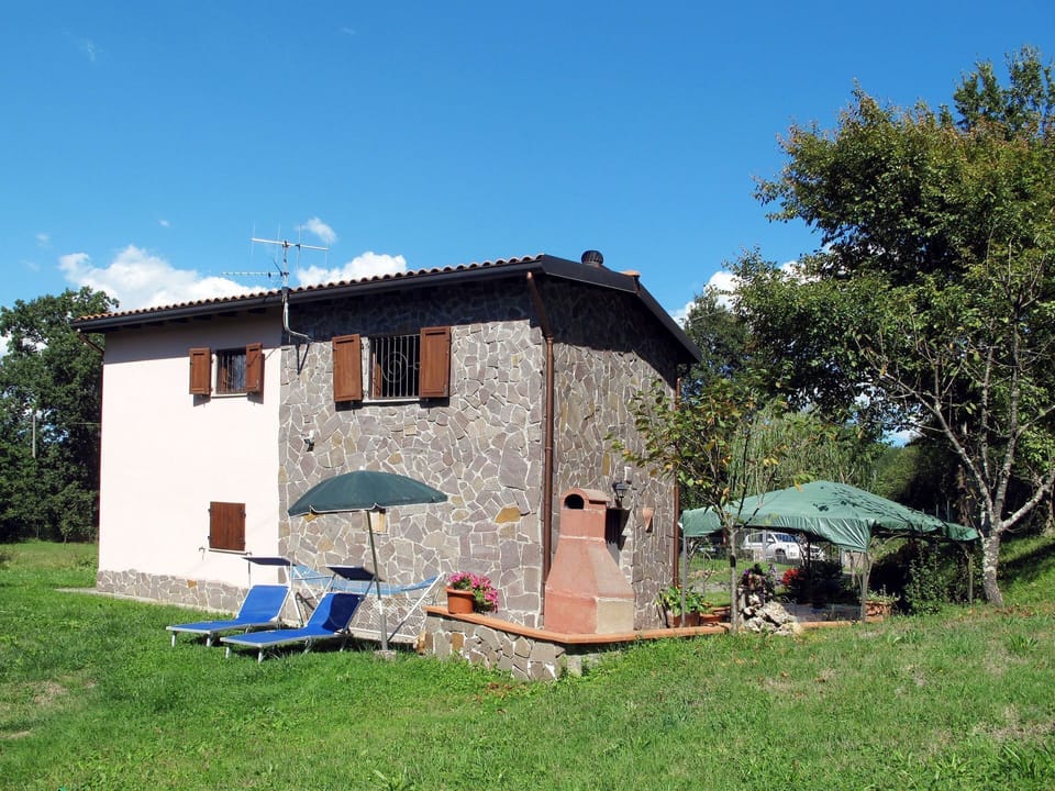 Property, House, Building, Rural Area, Cottage, Land Lot, Real Estate, Farmhouse, Home, Architecture