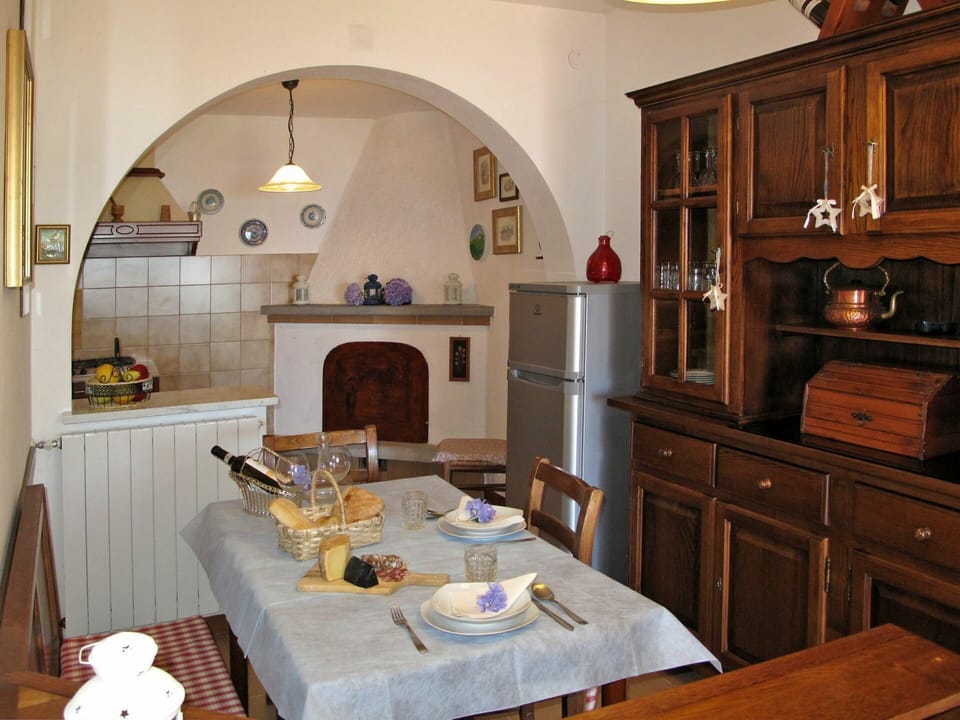 Countertop, Room, Furniture, Cabinetry, Kitchen, Interior Design, Property, Building, Architecture, Table