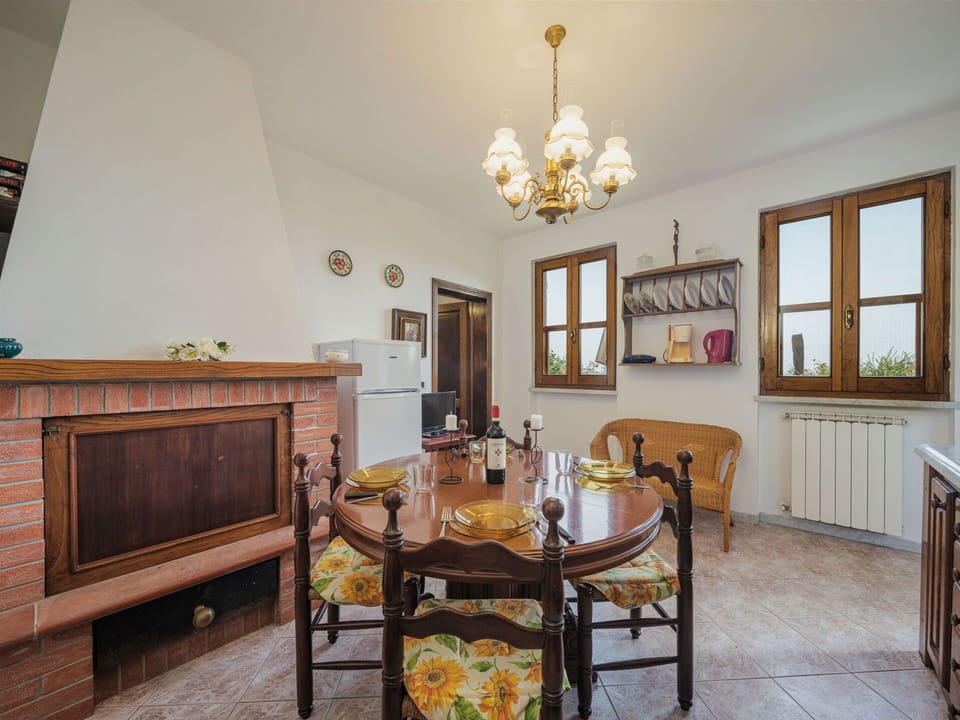 Furniture, Property, Table, Cabinetry, Building, Window, Wood, Living Room, House, Chair