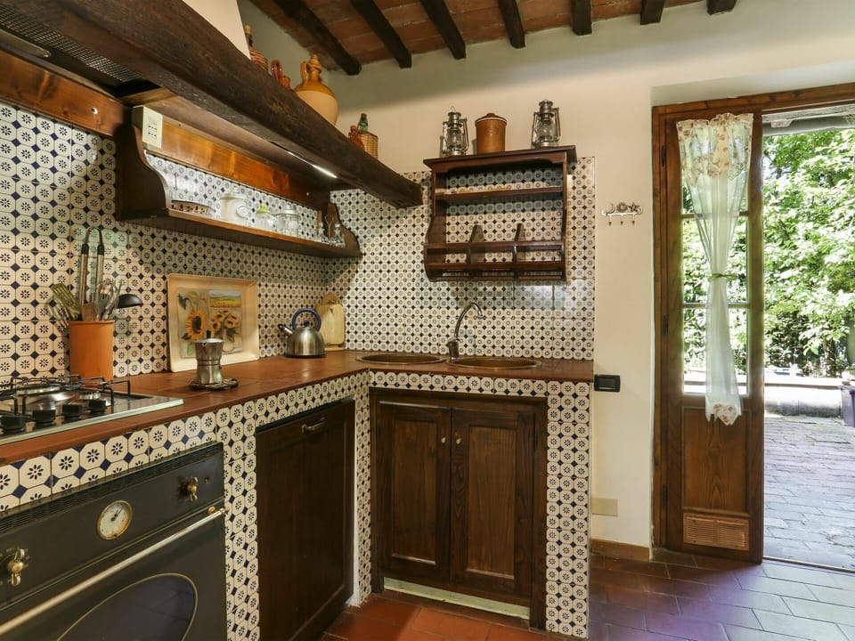 Building, Property, Wood, Cabinetry, Countertop, House, Interior Design, Kitchen, Architecture, Wood Stain