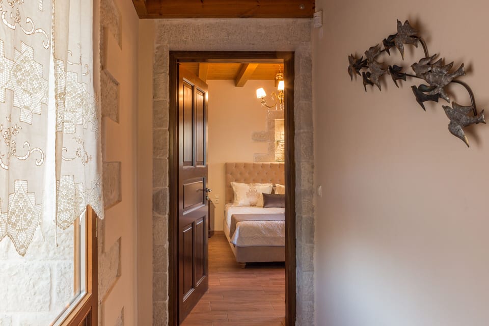 Corridor leading to bedrooms and terrace