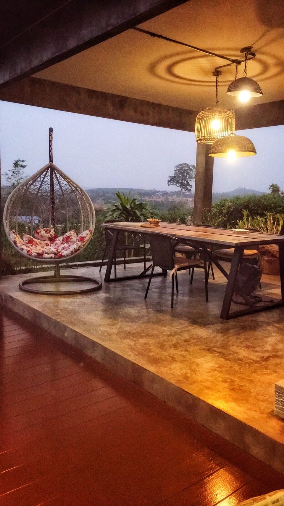 Outdoor dining
