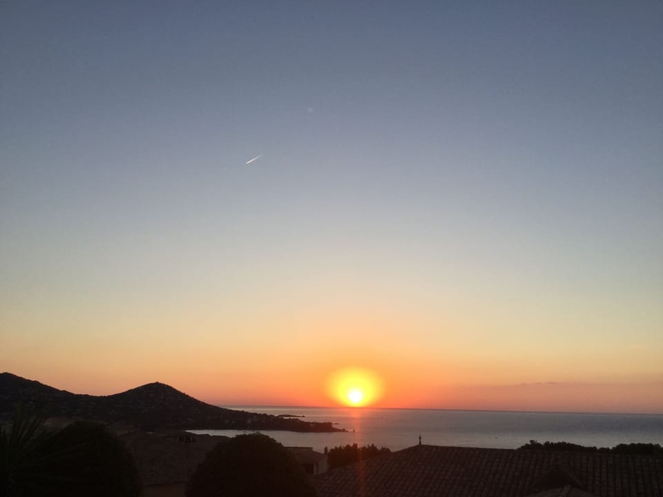Escale paradisiaque Agay, T2 36 m2, extraordinary sea view + air conditioning Apartment in Saint-Raphael