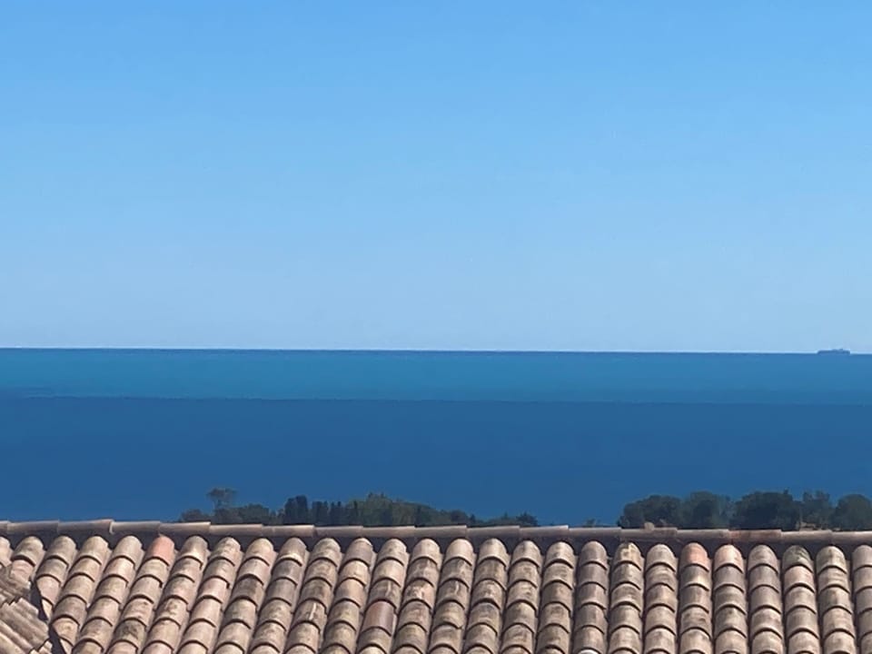 Beach/ocean view