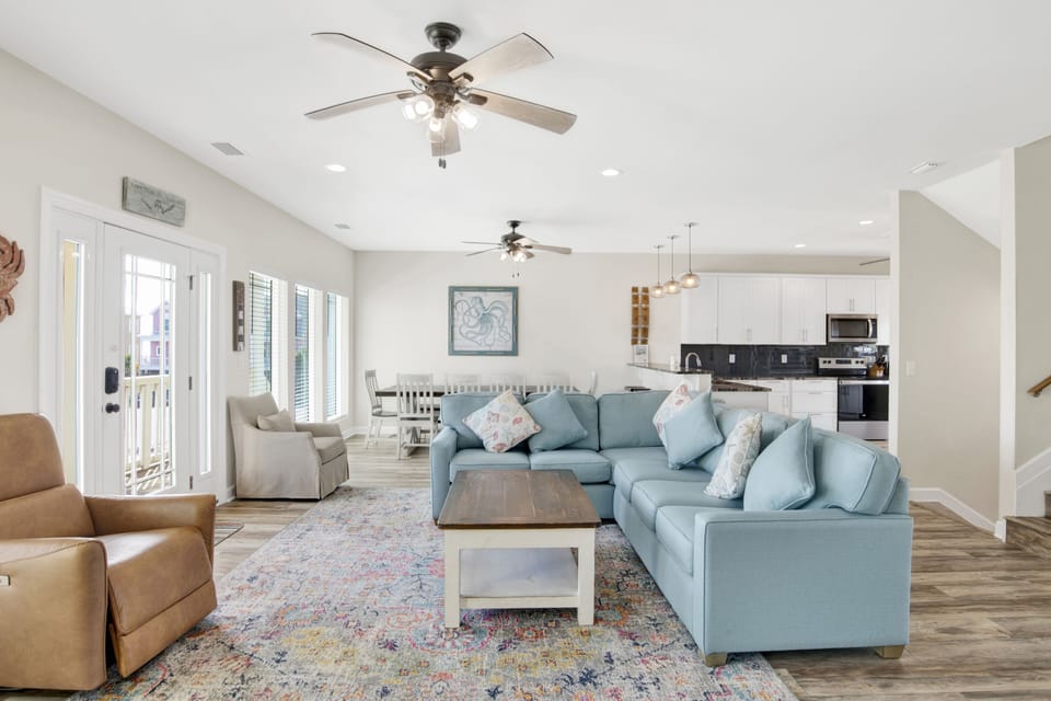 Breakers 2 offers an expansive open-living concept