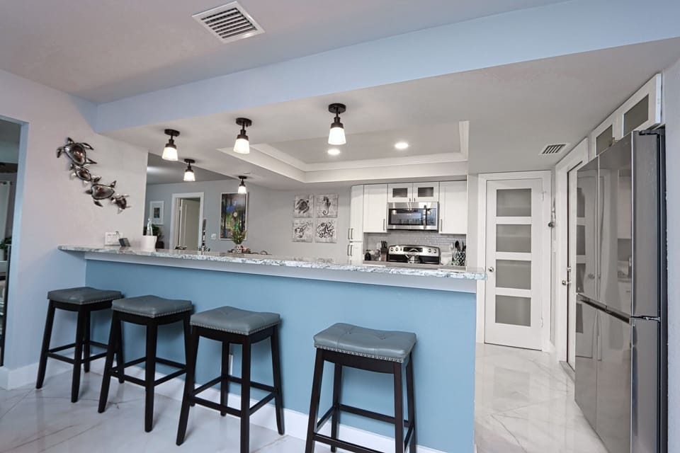 Breakfast Bar