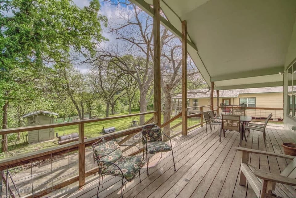 Covered porch out in back. 