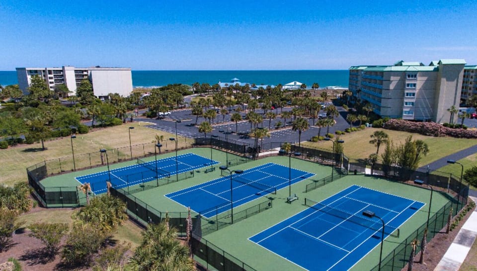 Your 6 Lighted Tennis/Pickleball Courts