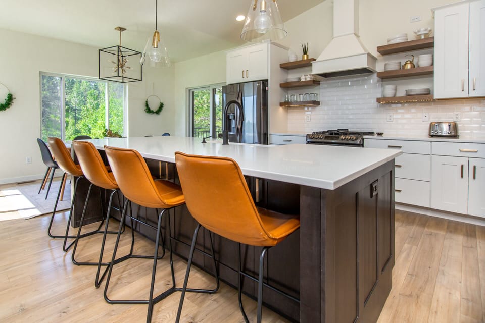 Large kitchen island seats 4