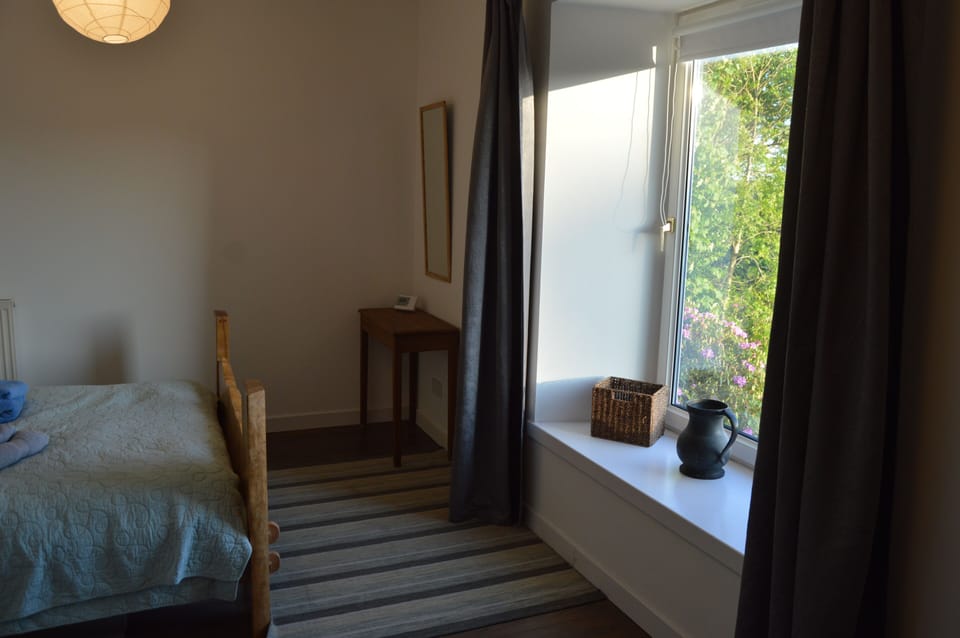 Front bedroom