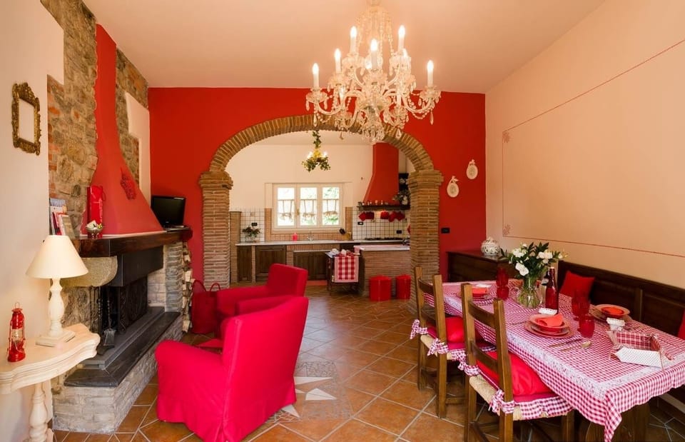 Sneak peek at the Red Apt, the living and dining area