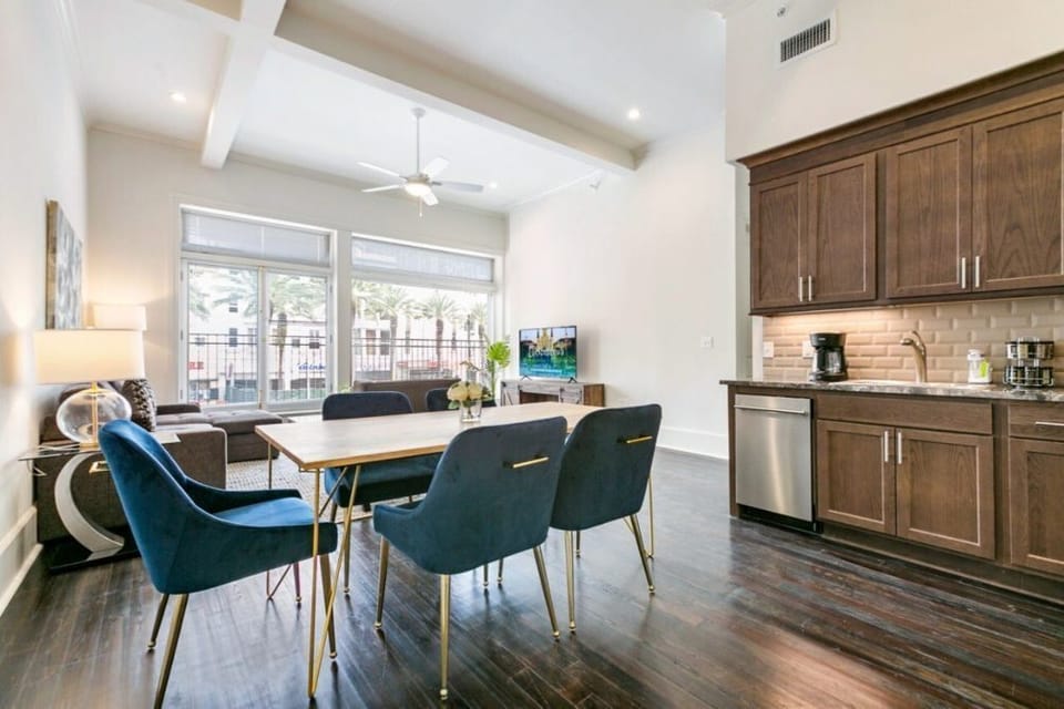 Kitchen/dining area