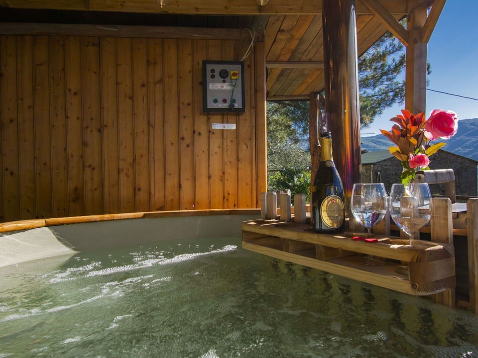 Flower, Property, Building, Wood, Sky, Architecture, Plant, Shade, House, Floor