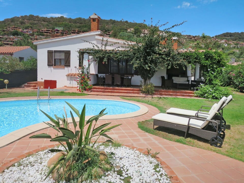 Property, Home, House, Building, Real Estate, Swimming Pool, Estate, Backyard, Residential Area, Villa