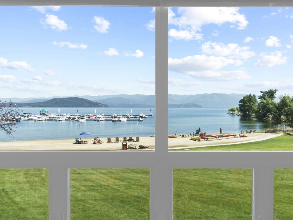 Condo 123 - Private Balcony View