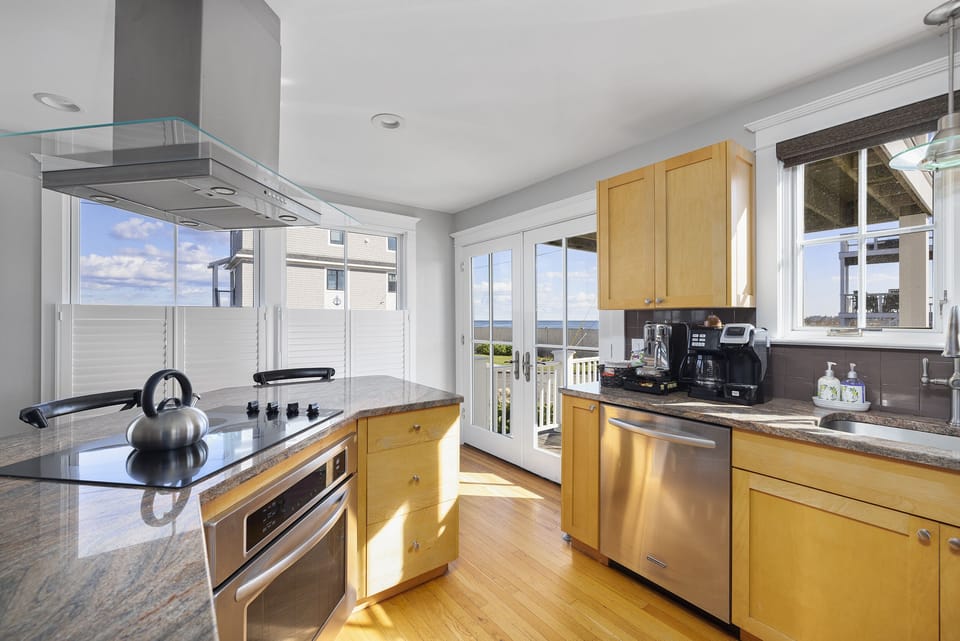 Kitchen with Ocean view