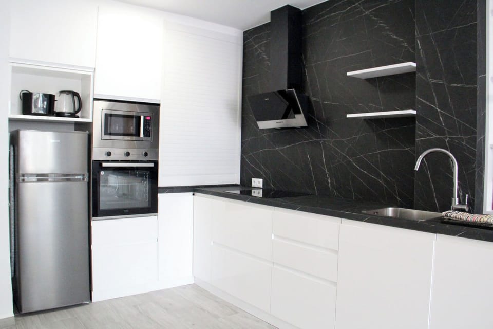 Fully fitted modern open plan kitchen