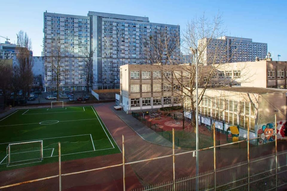View from the apartment of the surrounding area. 