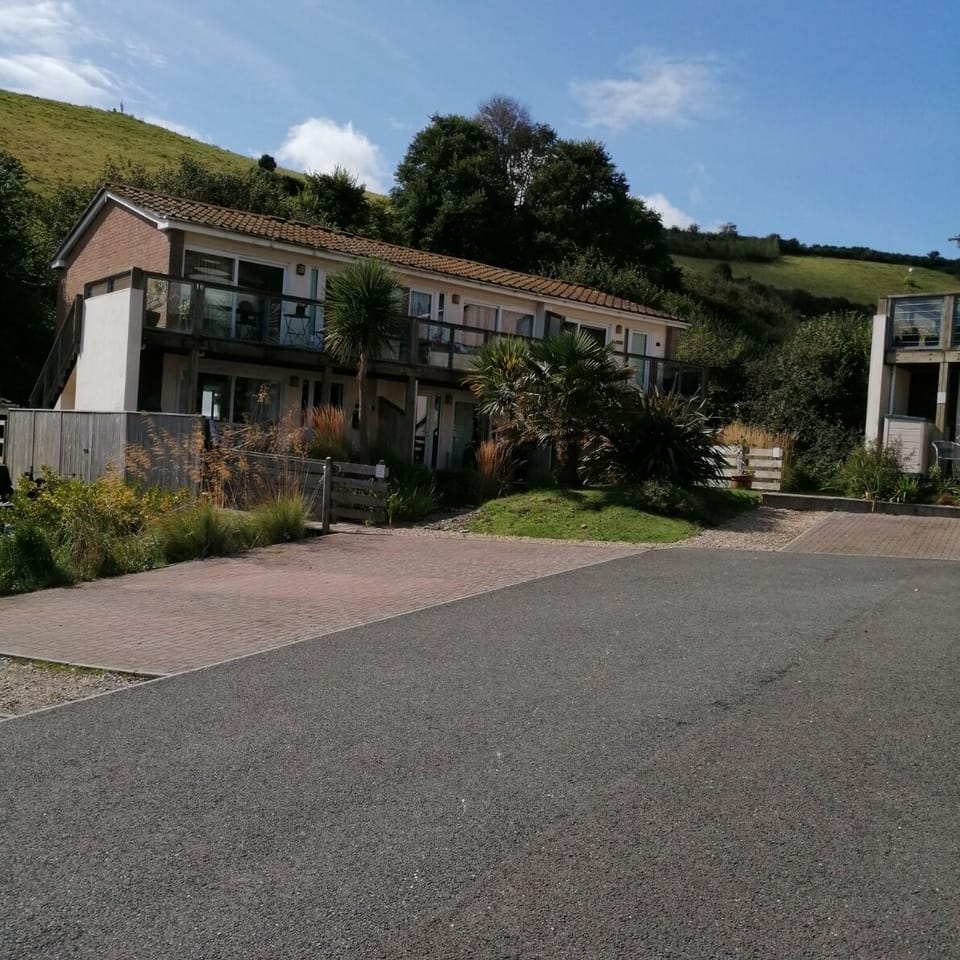 Morweth Court