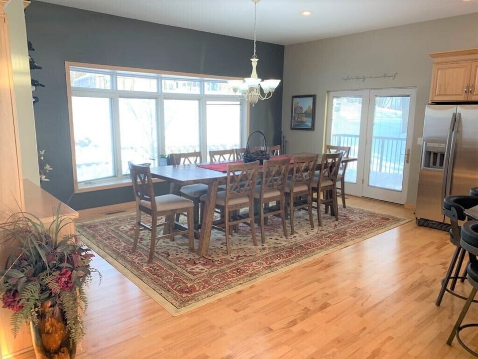 Dining room table with seating for 10