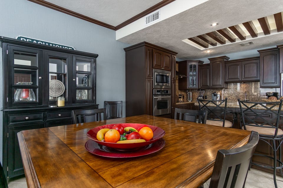 dining room and kitchen area