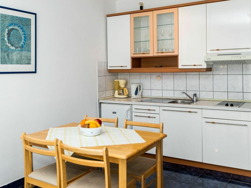 Cabinetry, Kitchen Sink, Furniture, Countertop, Sink, Property, White, Tap, Table, Product