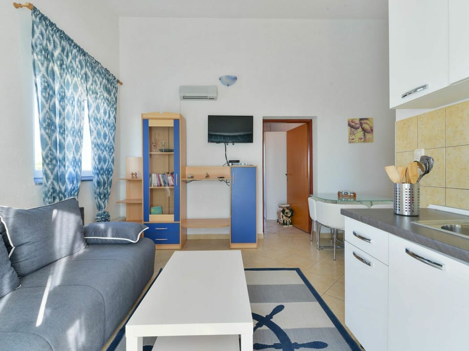 Property, Building, Furniture, Cabinetry, Kitchen Sink, Table, Blue, House, Sink, Couch