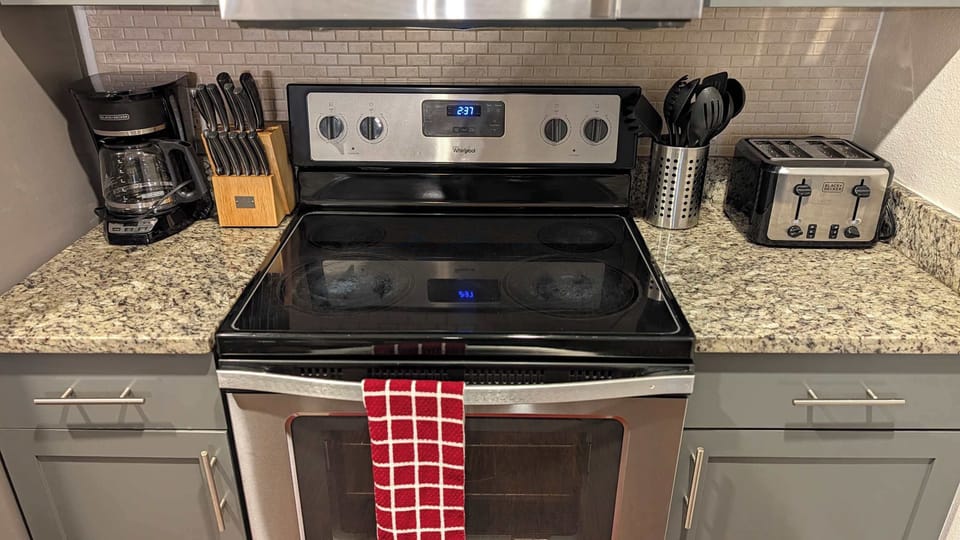 Stove, Coffee Maker, Toaster, Keurig Coffee