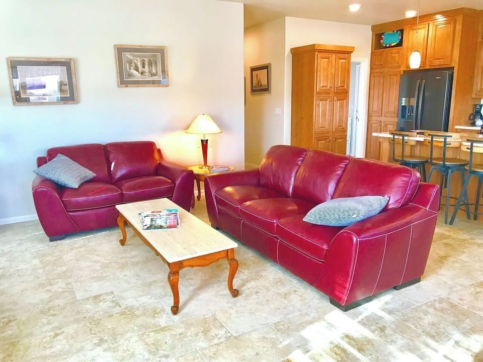 Living Room (TV not shown)