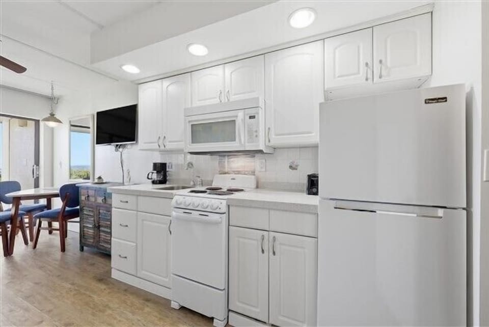 Condo 111