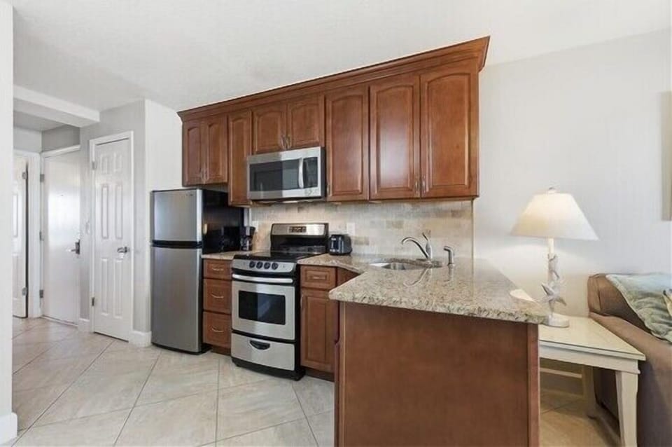 Condo 326