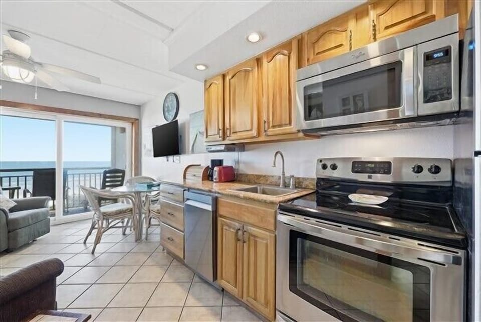 Condo 409
