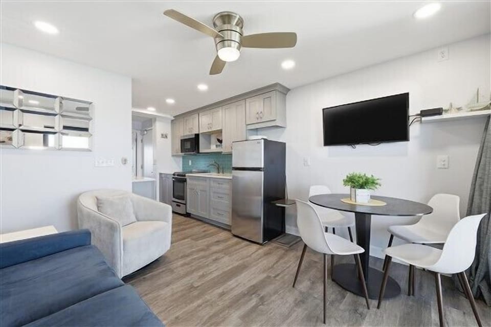 Condo 412