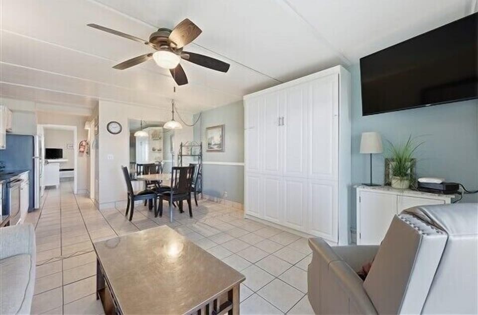 Condo 423