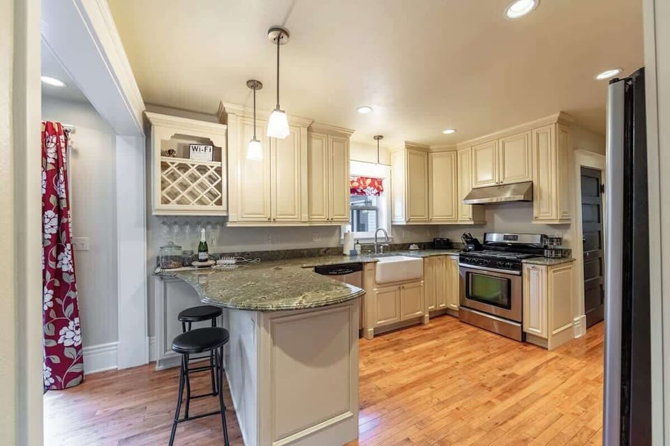 Seating at kitchen island