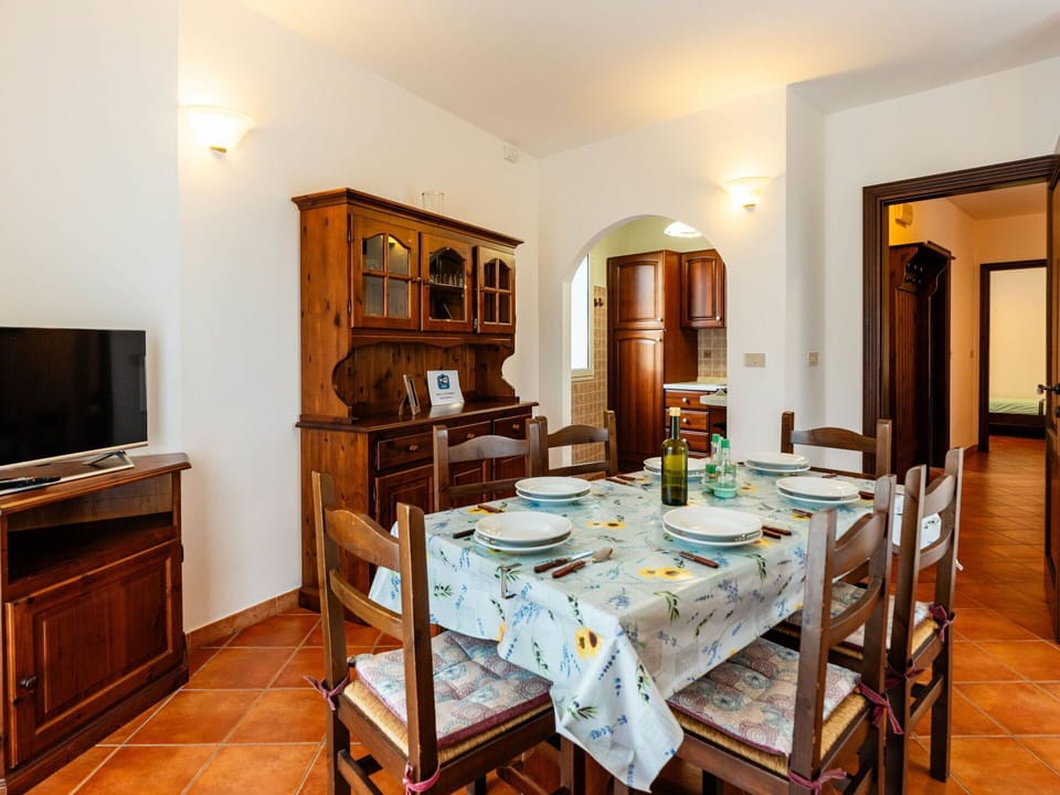 Interior Design, Ceiling, Furniture, Flooring, Room, Floor, Table, Kitchen & Dining Room Table, Dining Room, Cabinetry