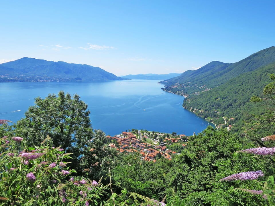 Furniture, Comfort, Wood, Bed, Lighting, Shade, Window, Floor, Flooring