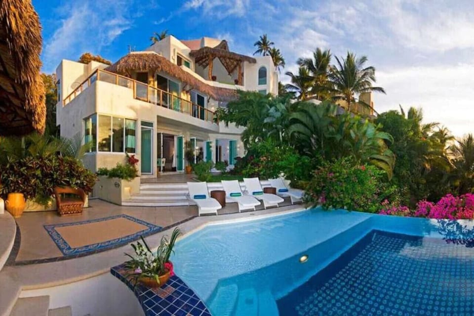 View of the house from pool